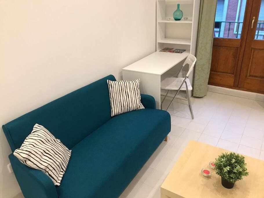 Un Genial Estudio En El Barrio Las Cortes マドリード エクステリア 写真